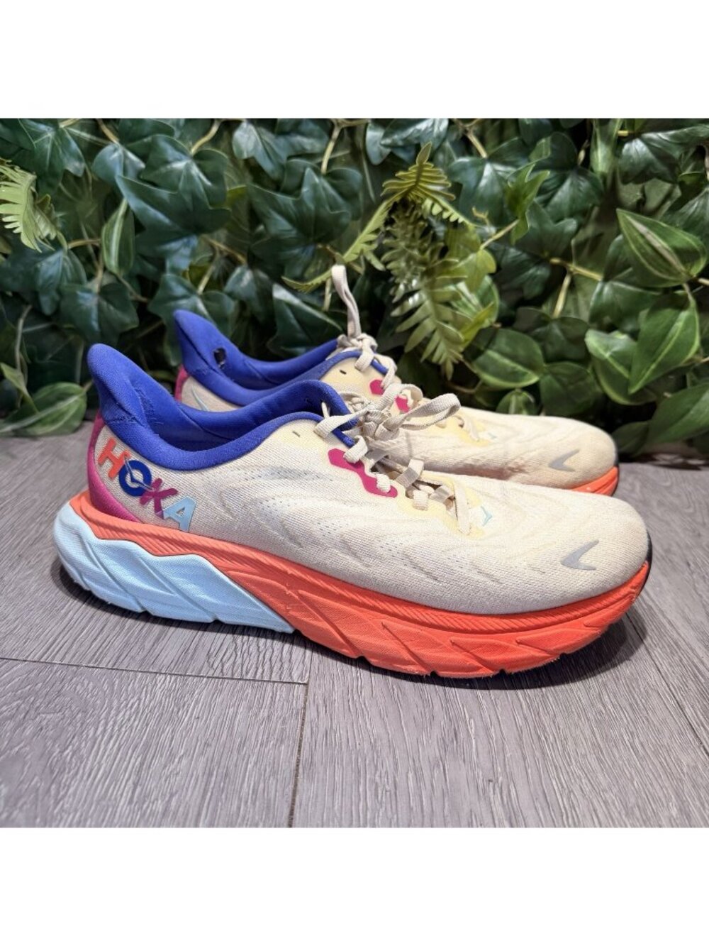 Hoka One One Arahi 6 Shoes Womens Size 8 Multicolor Sneakers